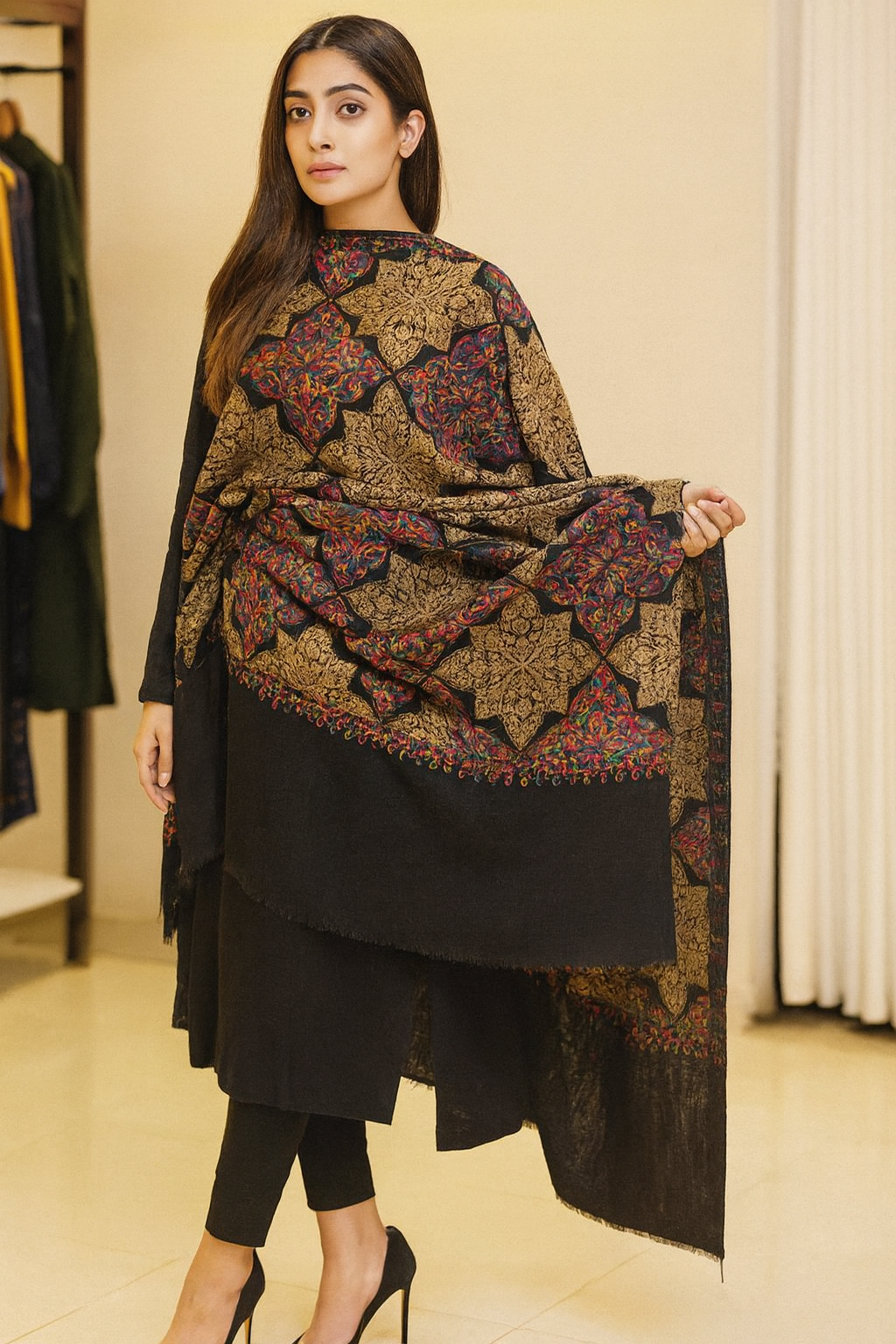 Luxury Embroidered Pashmina Shawl