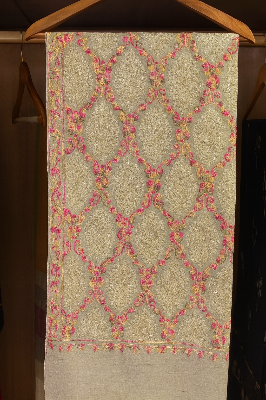 Pashmina embroidered shawl