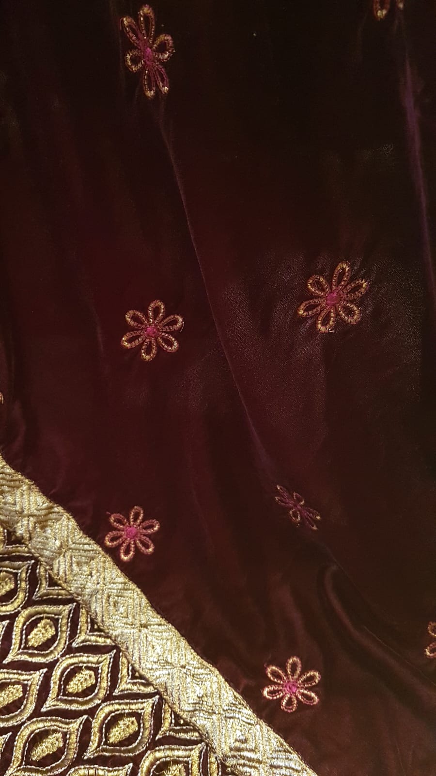 Velvet embroidered shawl