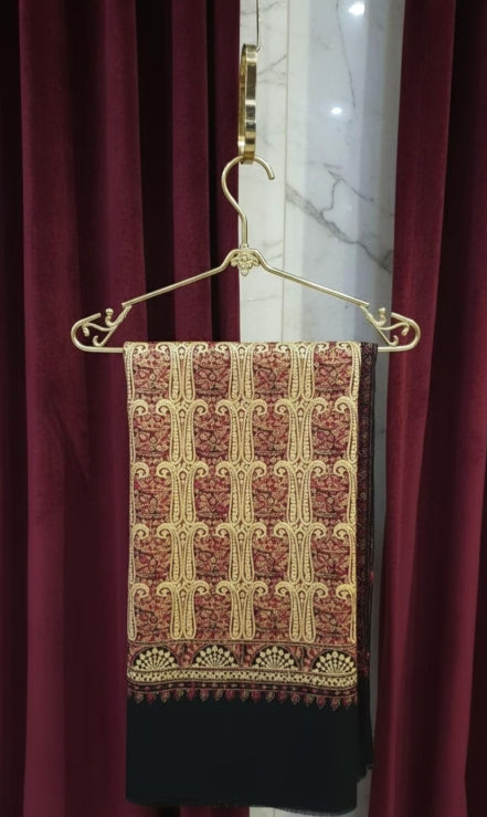 Elegant Woolen Shawl Wrap