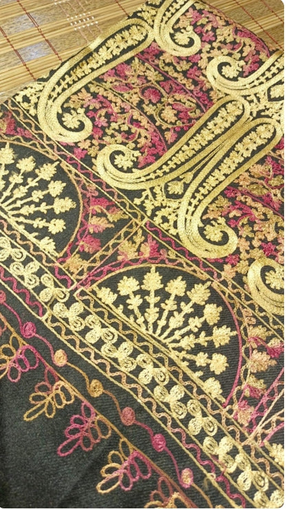 Elegant Woolen Shawl Wrap