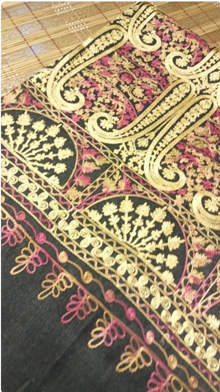Elegant Woolen Shawl Wrap