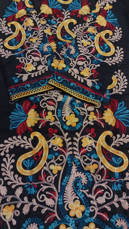 Artisan-Crafted Kashmiri Aari Embroidered Jacket - black Floral Statement Coat