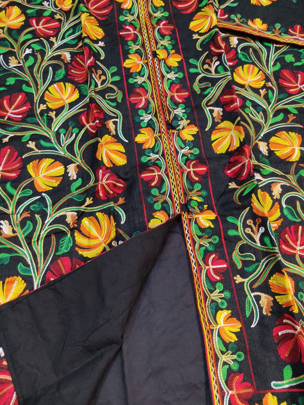 Artisan-Crafted Kashmiri Aari Embroidered Jacket - black Floral Statement Coat