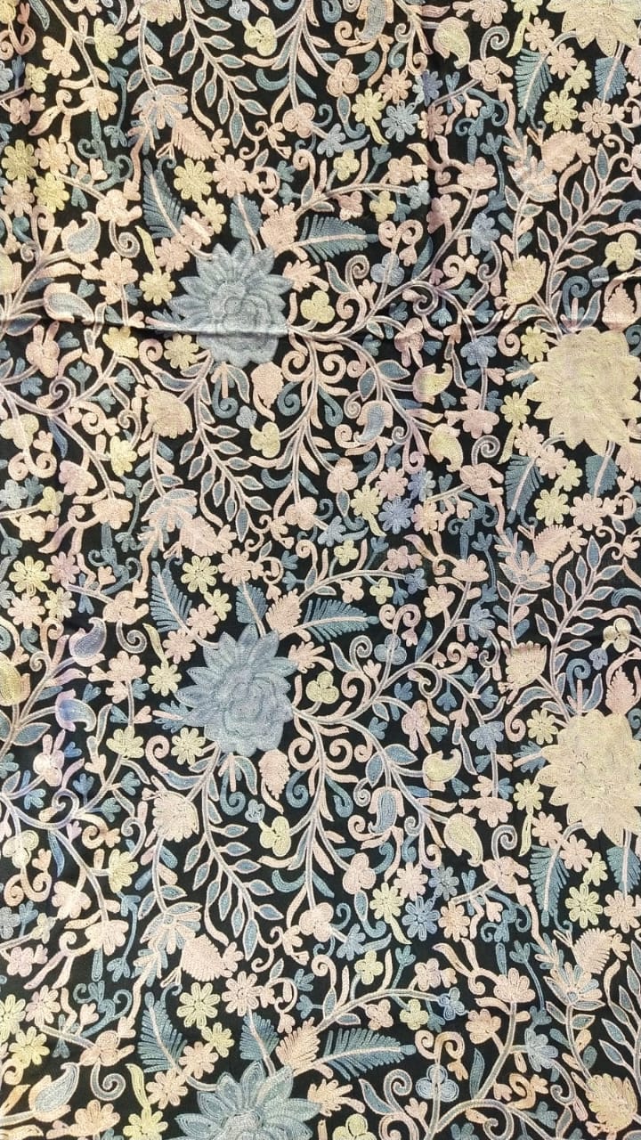 Black Pashmina Shawl with Intricate Floral Aari Embroidery