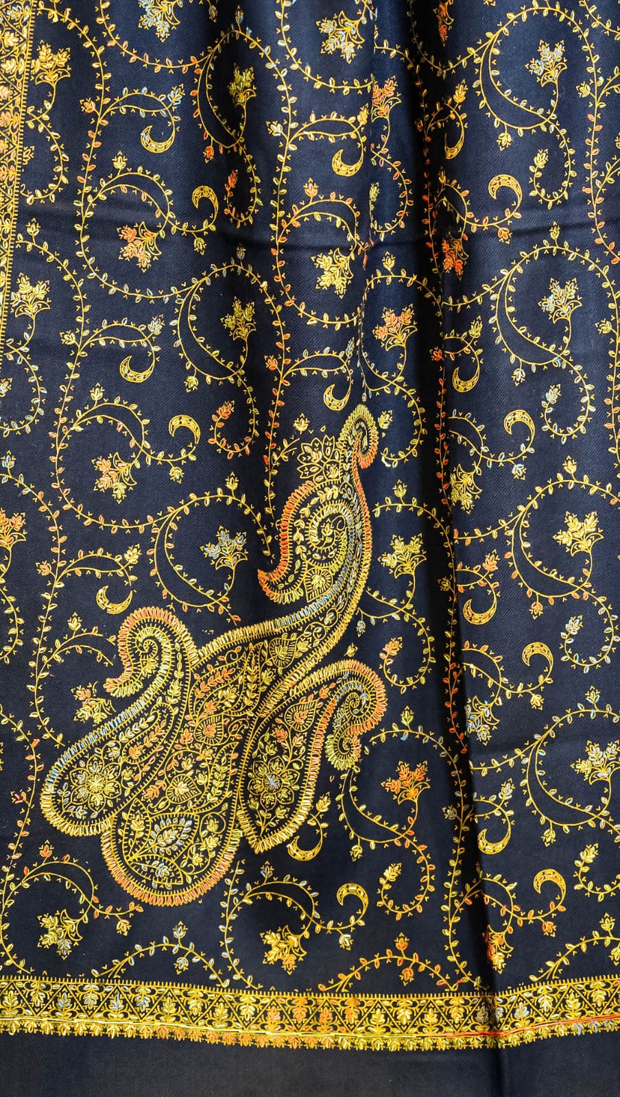 Black Pure Pashmina Shawl with Intricate Sozni Needle Work