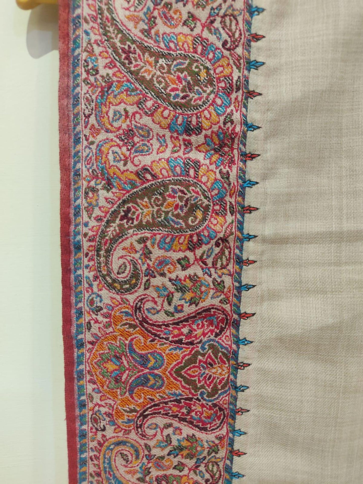 Handcrafted Pashmina Style Kani Border Shawl Elegant Grey with Intricate Paisley Embroidery