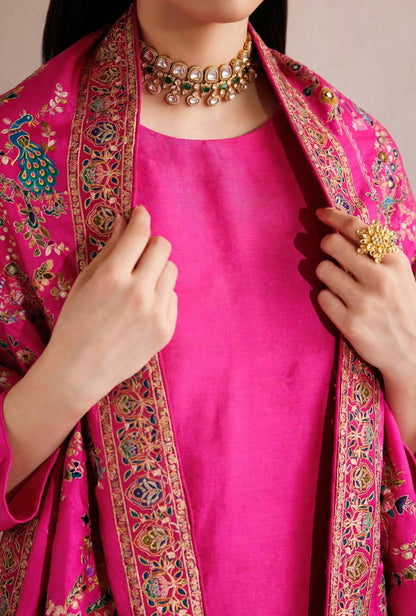 Noor-e-Mehfil Peacocks Dance in Fuchsia Dreams