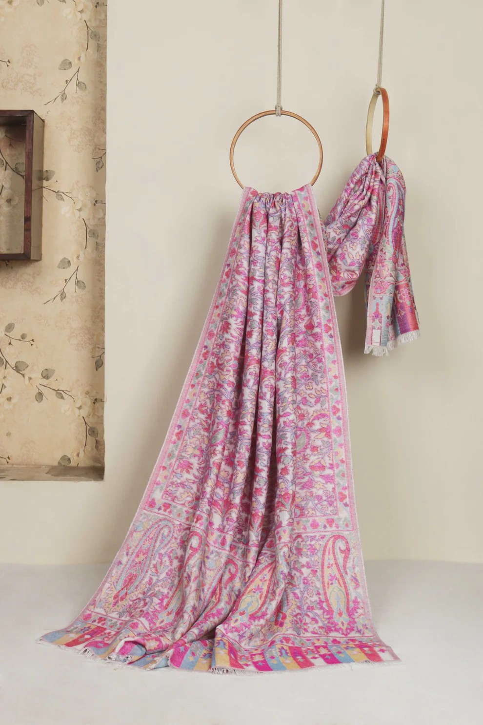 Elegant Pink Floral Kani Pashmina Shawl – Full Size