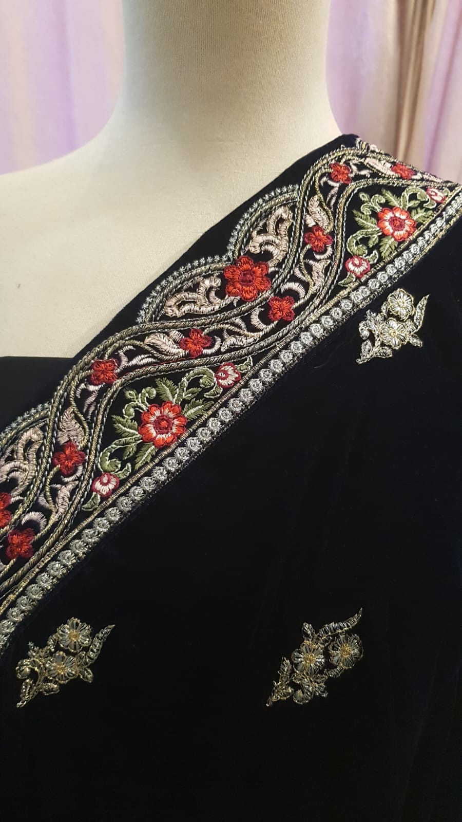 Velvet embroidered shawl