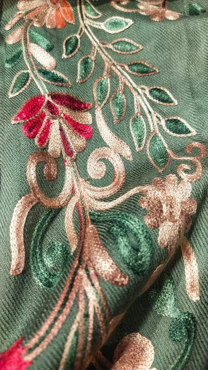 Kaftan Pashmina with Aari Work