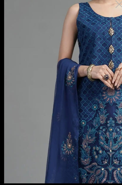 Luxurious Prussian Blue Embroidered Organza 2-Piece Suite