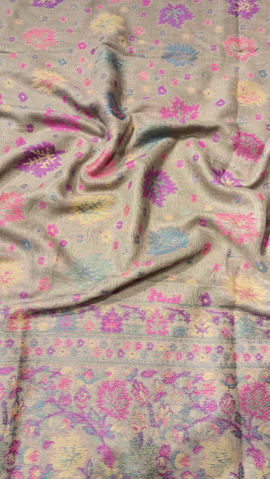 Elegant Kani Pashmina Shawl – Pastel Lilac & Pink Weaves