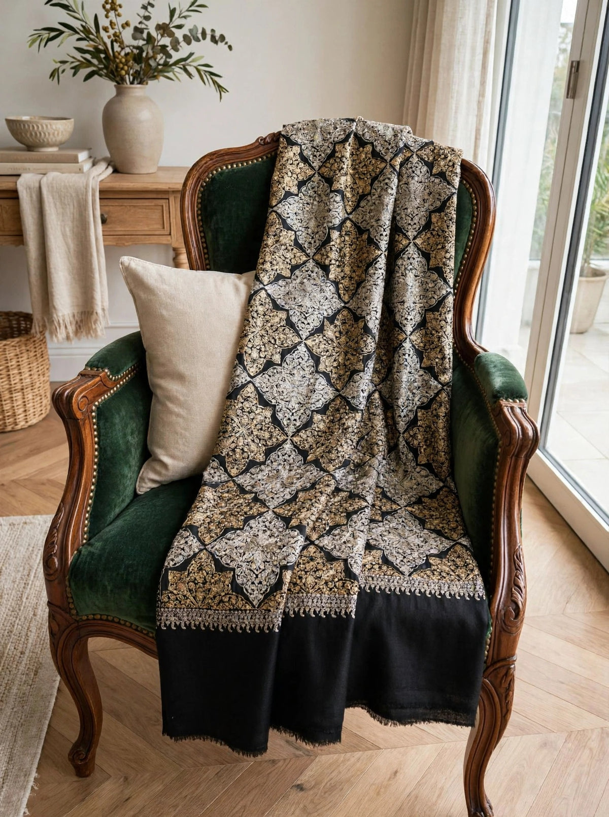Pashmina shawl