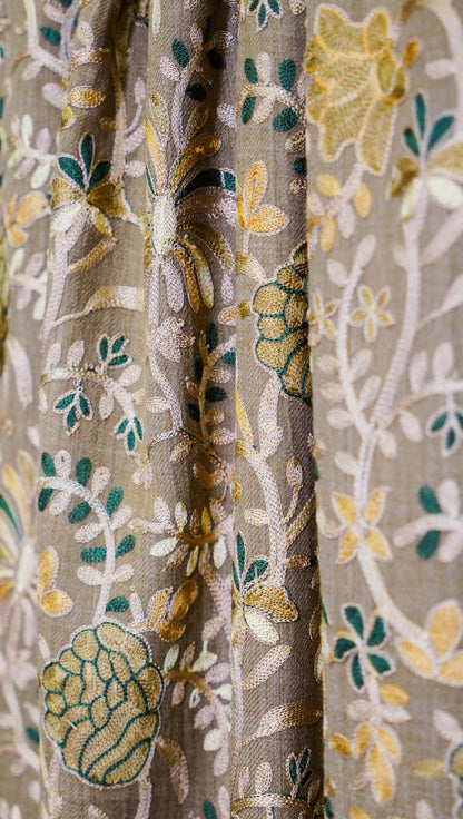 Elegant Embroidered Pashmina Shawl Timeless Sophistication