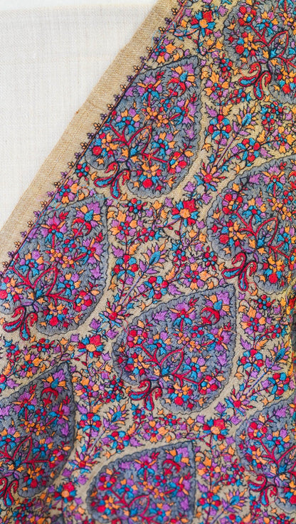 Traditional Motif with Beige Border pashmina shawl