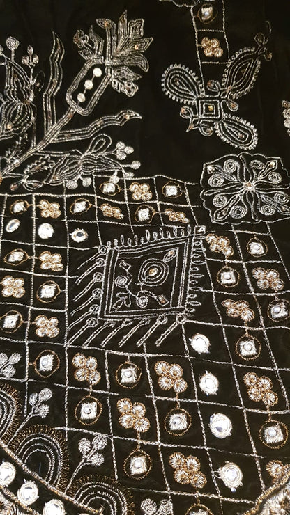 Velvet embroidered shawl