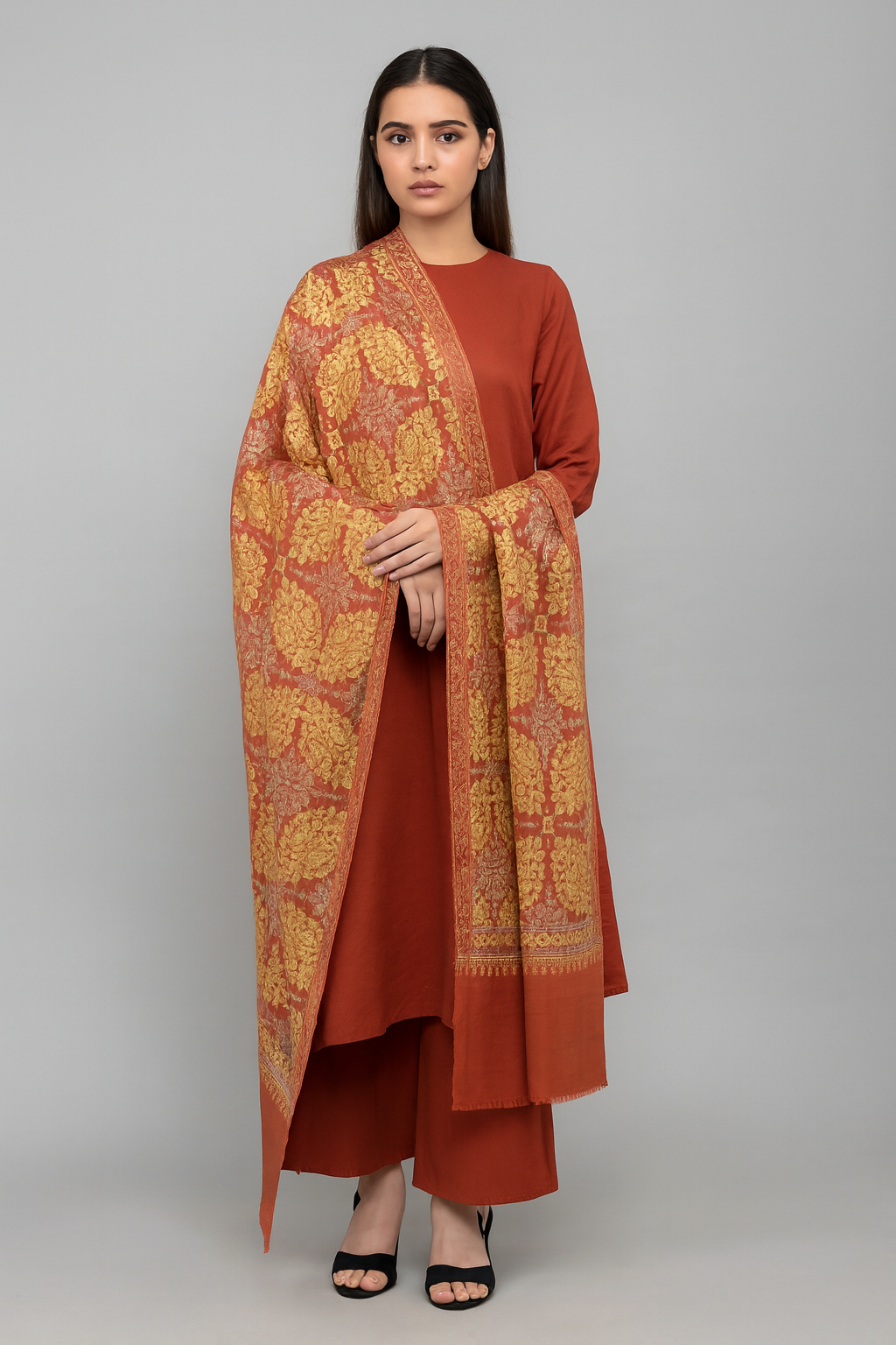 Luxurious pashmina shawl