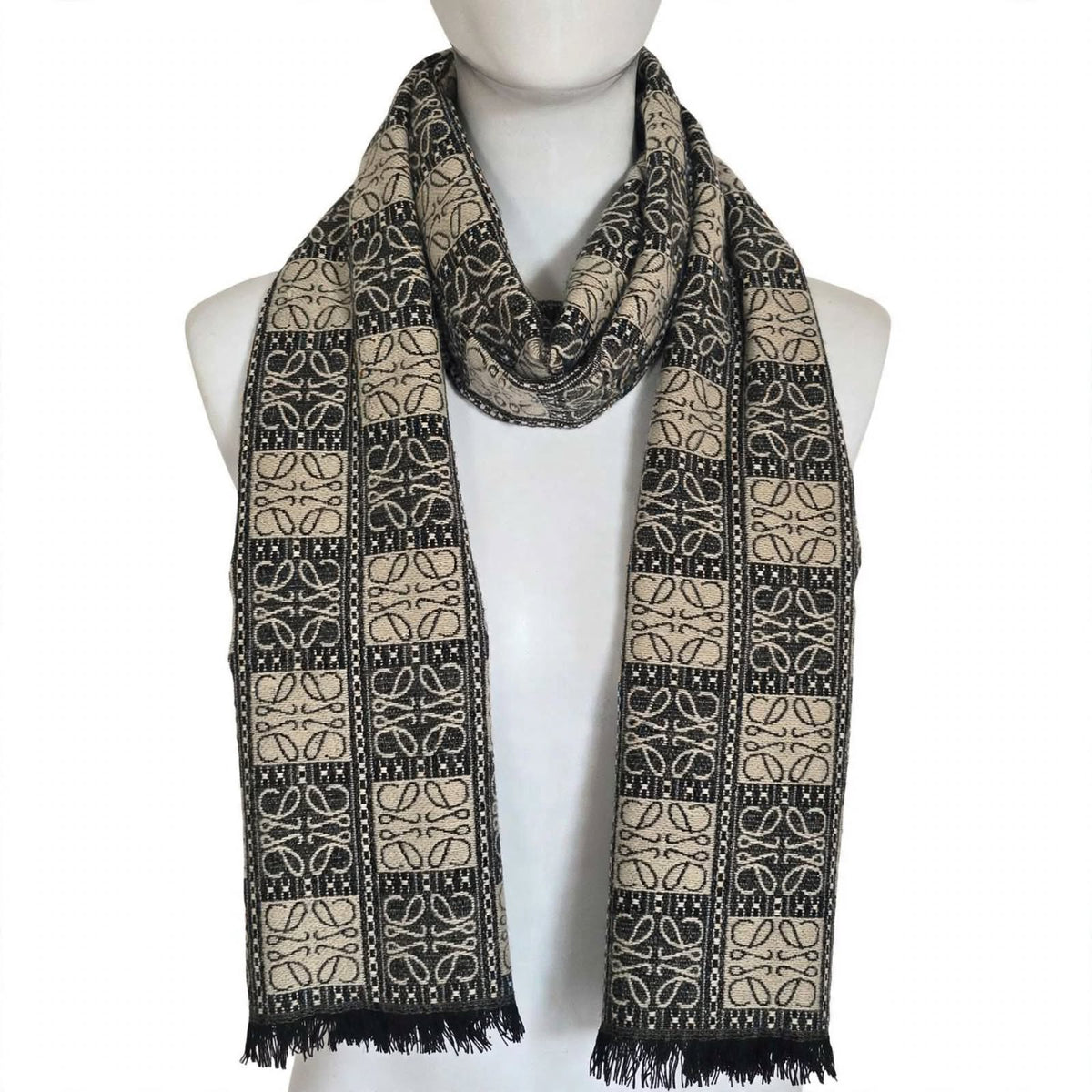 Wool stoler