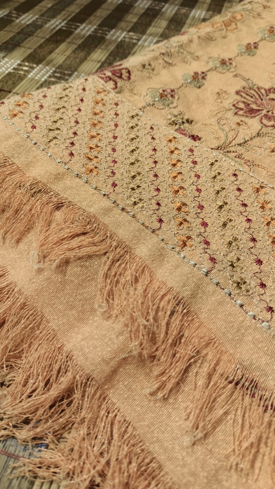 Elegant Karandi Shawl