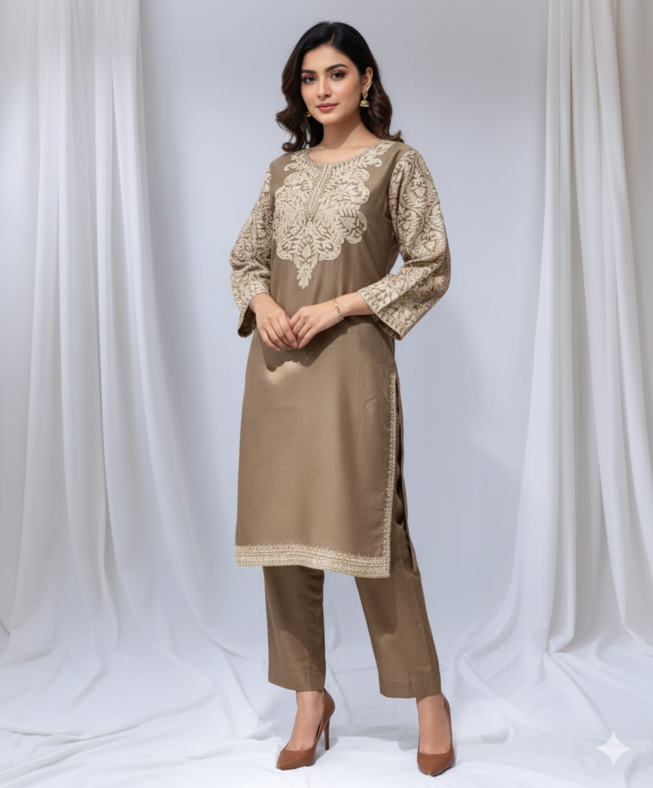 Pashmina Kurta with Exquisite Embroidery