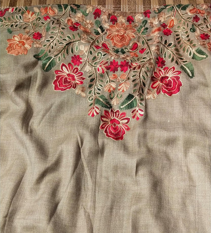 The Kashmina Kaftan: Timeless Elegance and Comfort