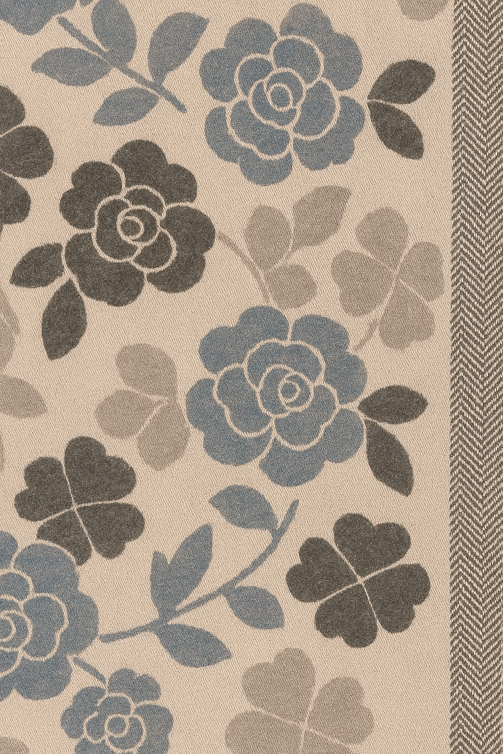 Floral Wool Printed Stoler  Elegant Warmth for Every Occasion