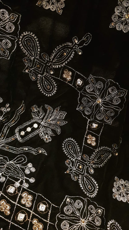 Velvet embroidered shawl