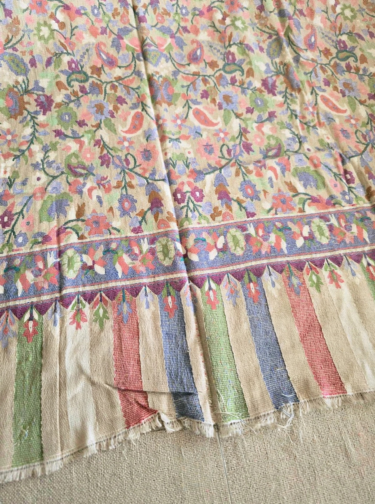 Kani weave shawl