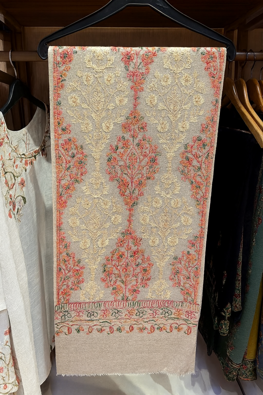 Luxury Pashmina Shawl with Intricate Aari Embroidery