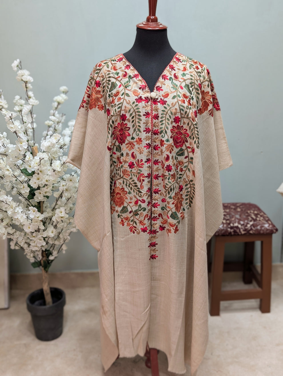 The Kashmina Kaftan: Timeless Elegance and Comfort