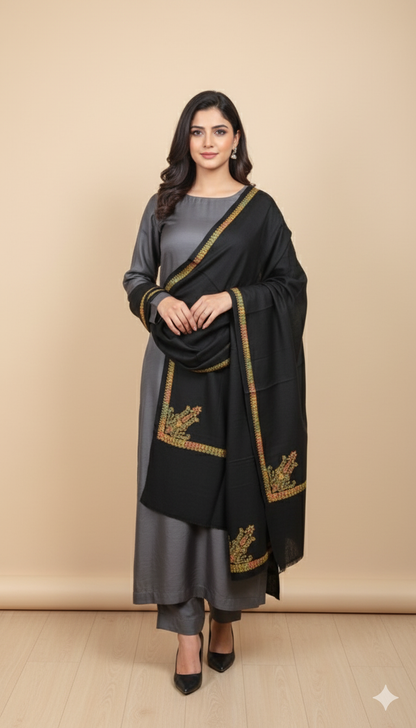 Luxurious black pashmina shawl