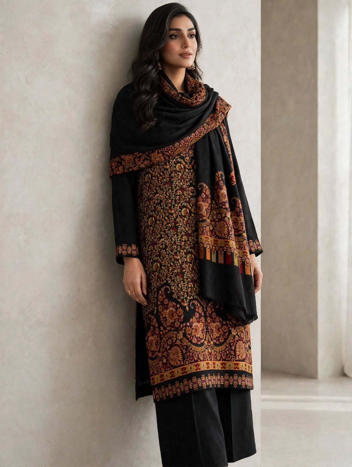 Raat Ki Rani Black Royal Kani Pashmina 3-Piece Suit