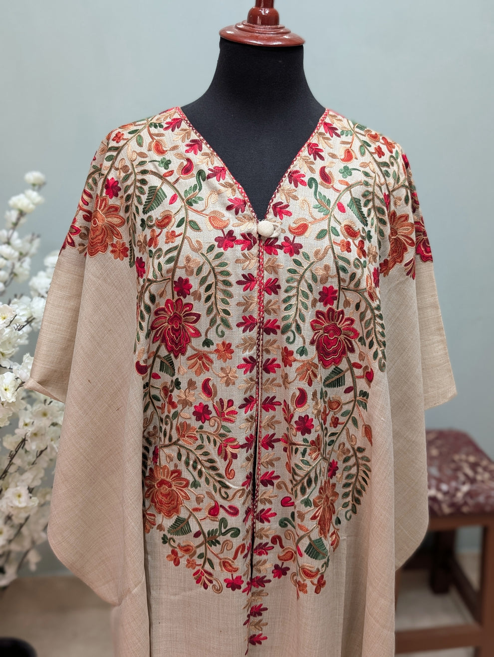 The Kashmina Kaftan: Timeless Elegance and Comfort