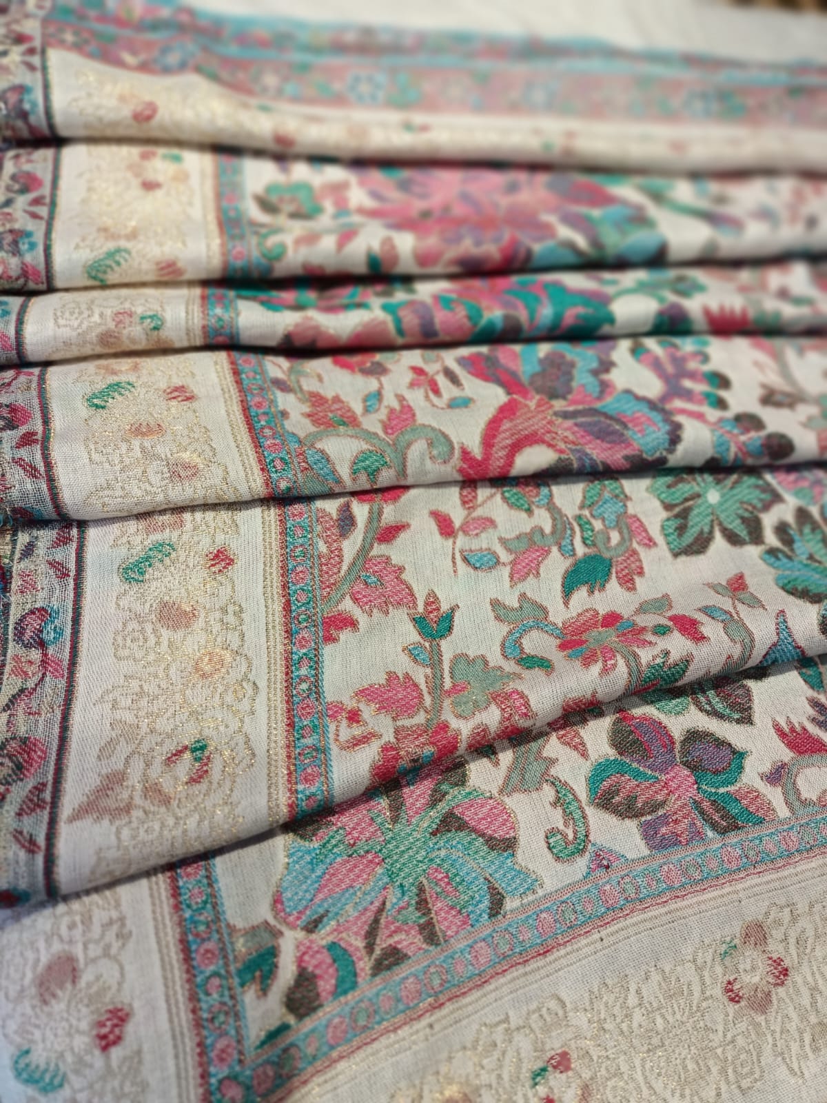 Kaani pashmina shawl