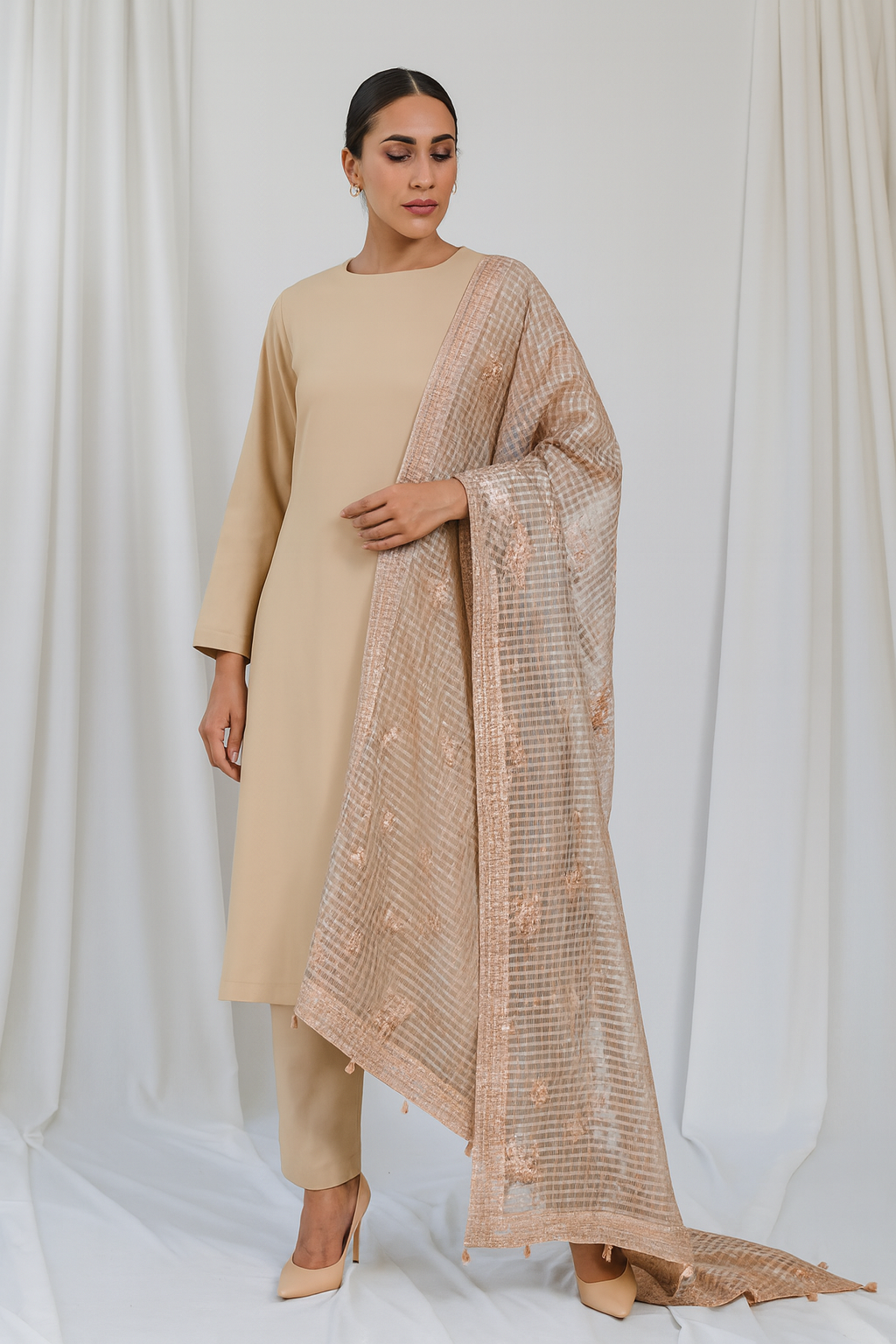 Peach Beige Embroidered Lawn Dupatta Elegant Evening Charm